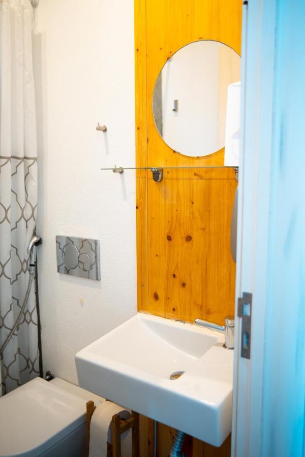 Wax Hostel Фару Екстер'єр фото